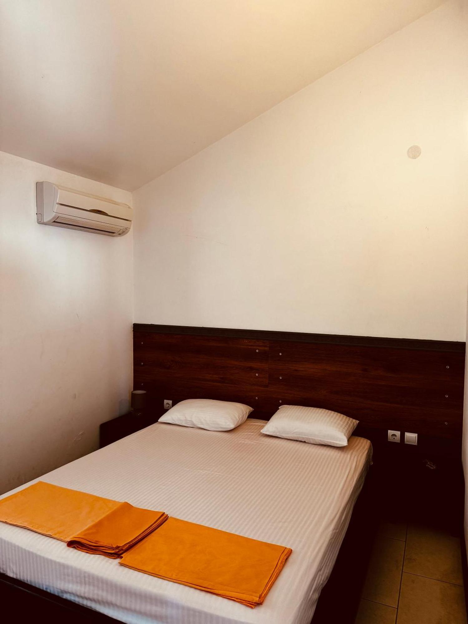Budva Felix Suites Ngoại thất bức ảnh