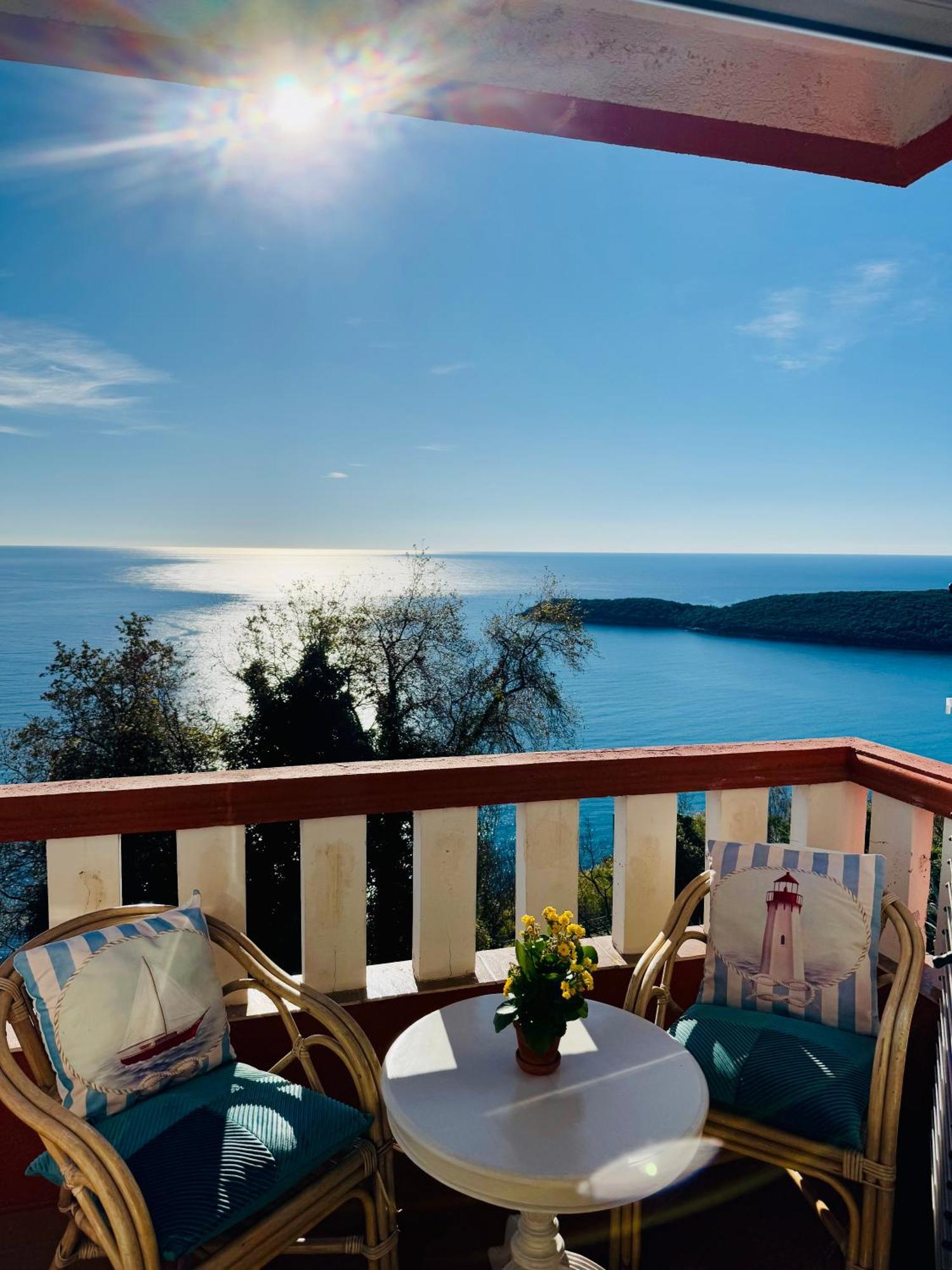 Budva Felix Suites Ngoại thất bức ảnh