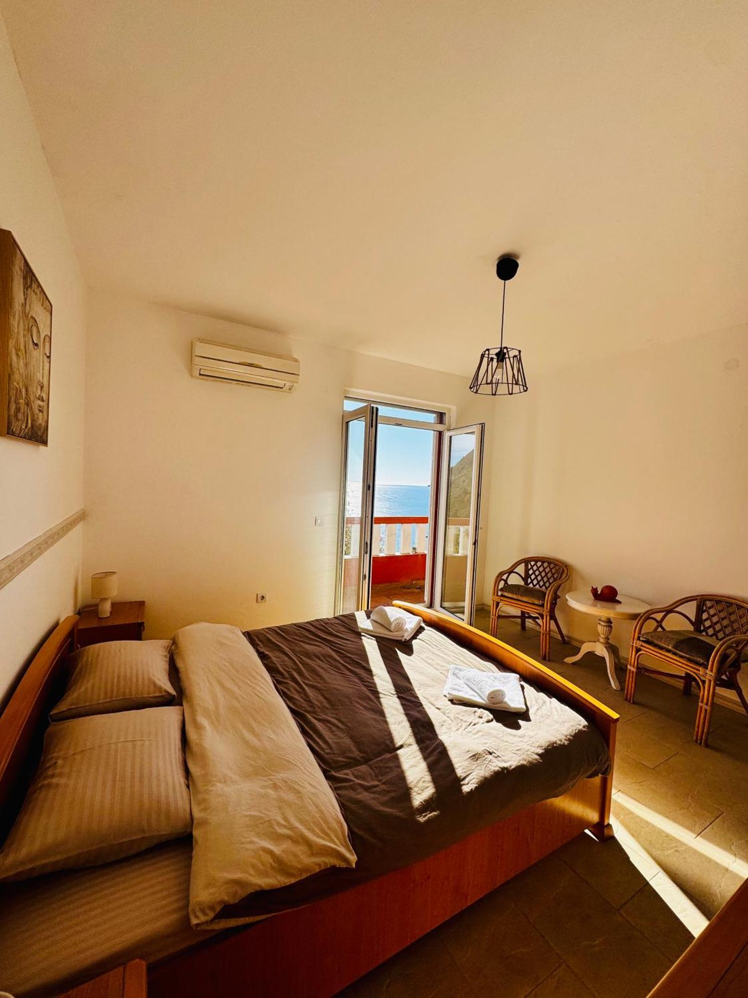 Budva Felix Suites Ngoại thất bức ảnh