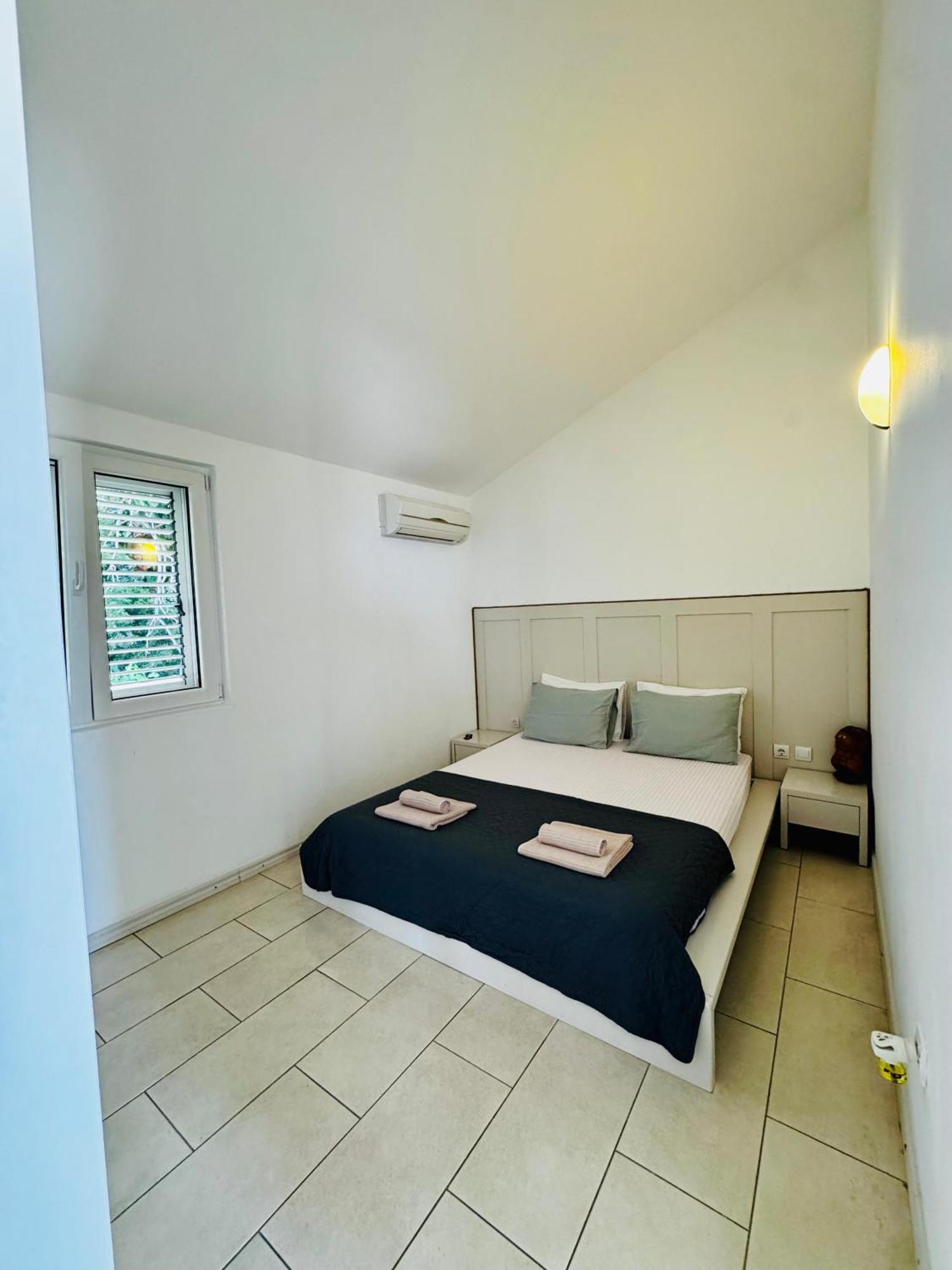 Budva Felix Suites Ngoại thất bức ảnh