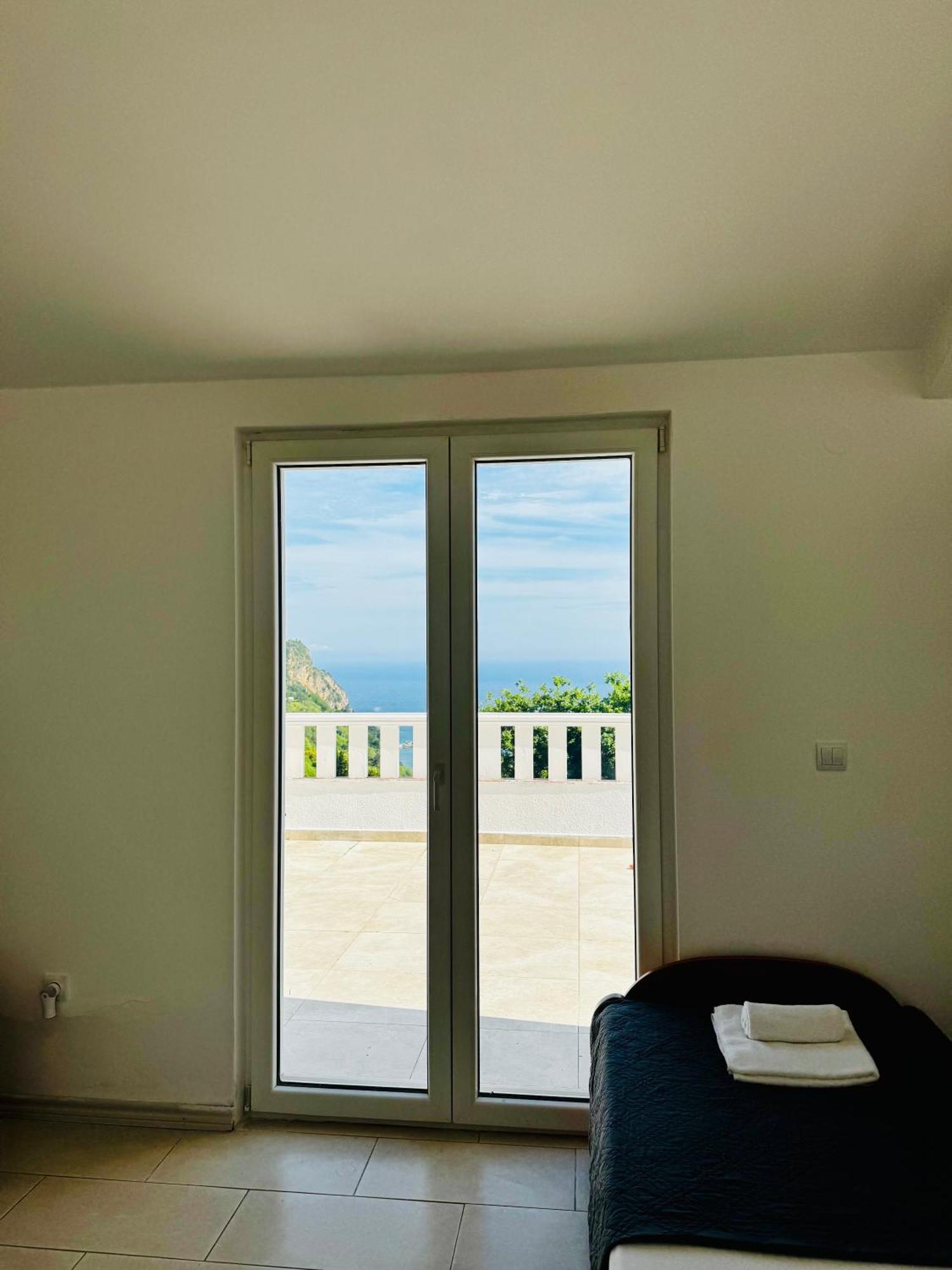 Budva Felix Suites Ngoại thất bức ảnh
